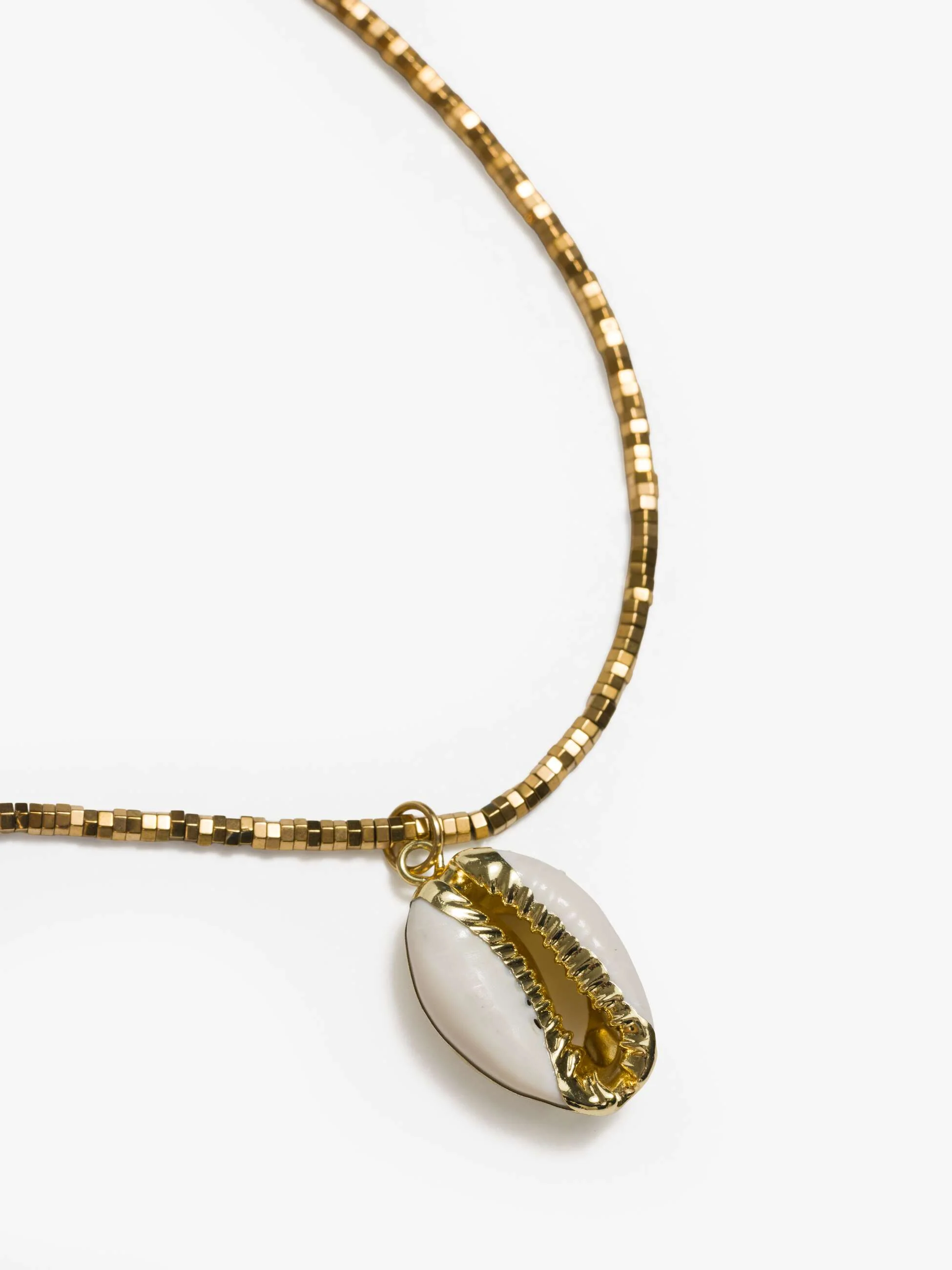 LUDA Beaded Necklace - Gold - Image 4