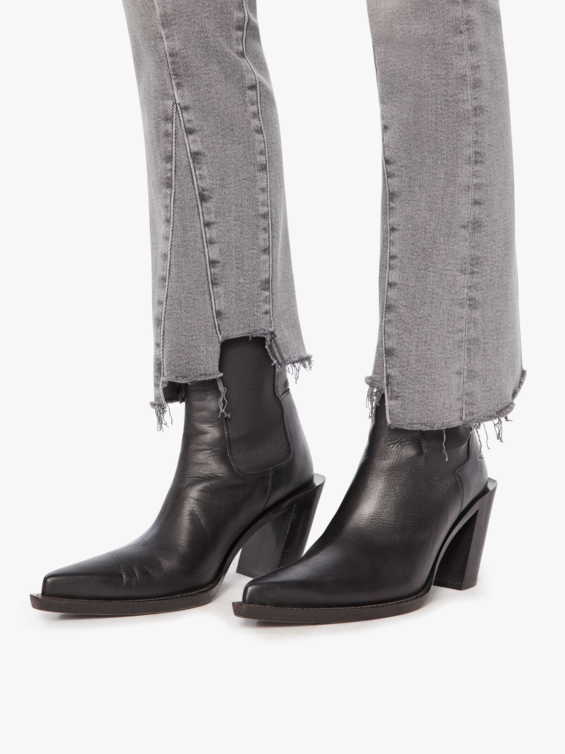 The Insider Crop Pointy Fray - Catch Me Outside - Image 5